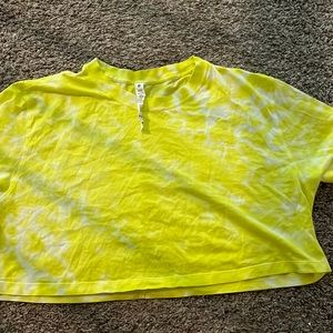 Lululemon cropped soft short sleeve tee